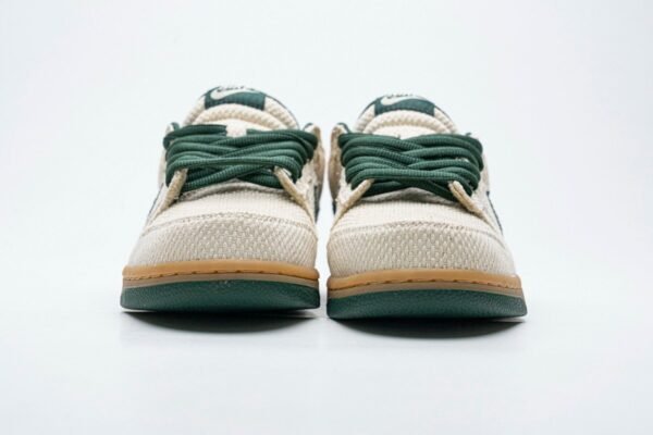 Nike SB Dunk Low Green Hemp - Image 3