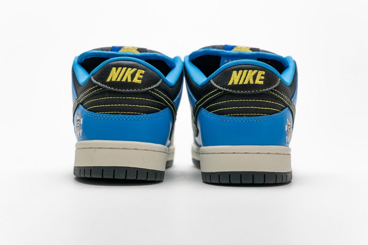 Nike SB Dunk Low Instant Skateboards - Image 4