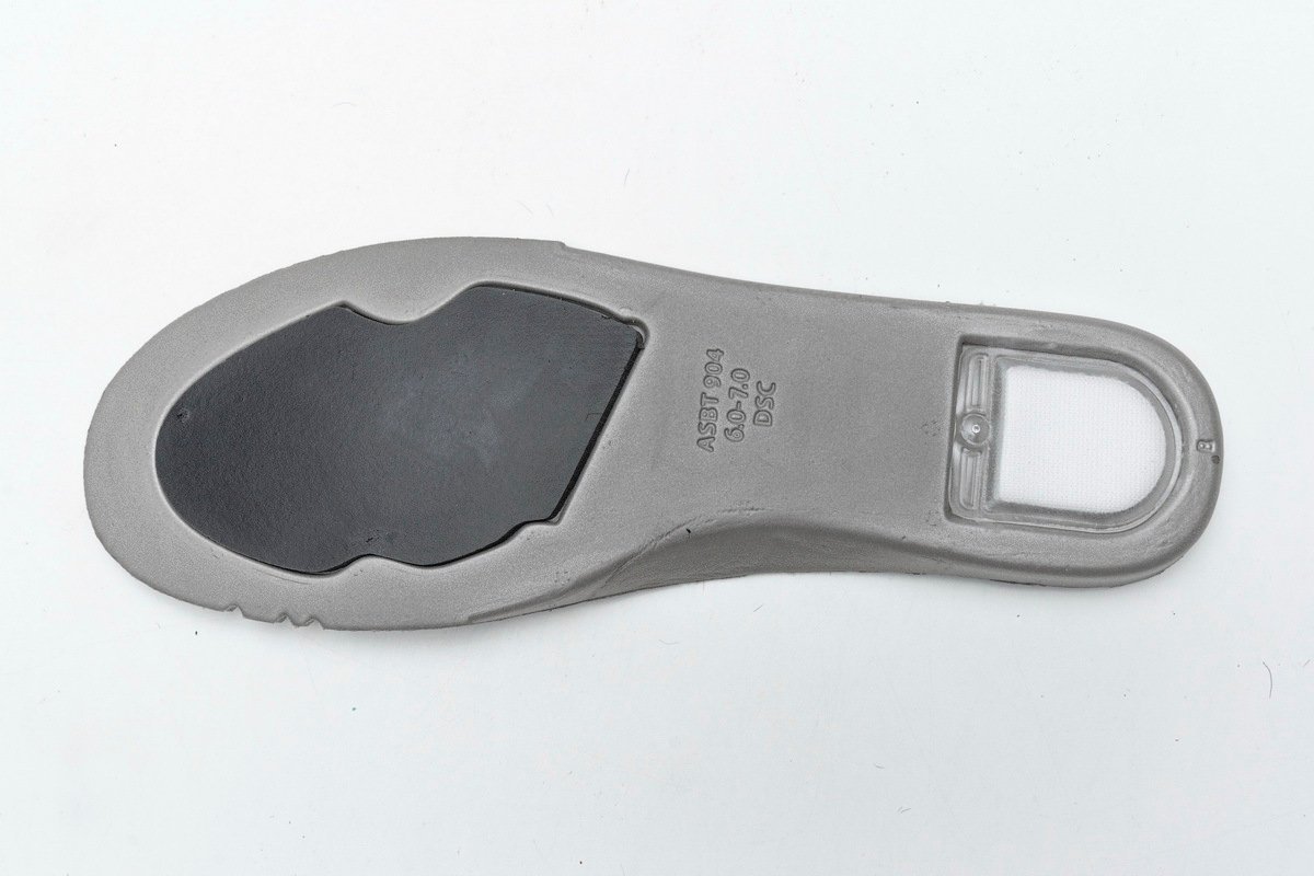 Nike SB Dunk Low Medicom BE@RBRICK - Image 15