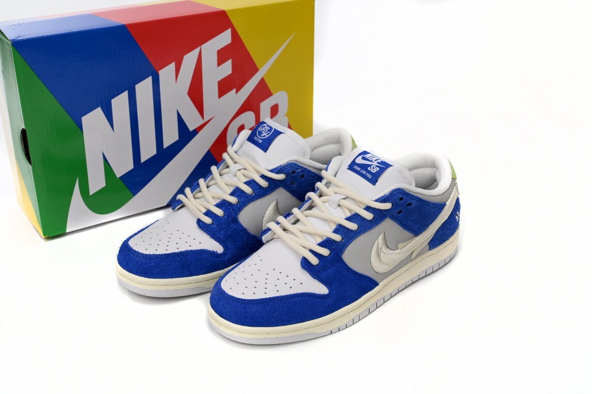 Nike SB Dunk Low Pro Fly Streetwear - Image 14