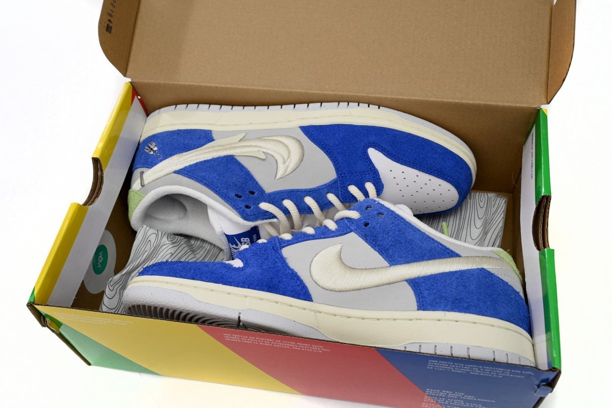 Nike SB Dunk Low Pro Fly Streetwear - Image 12