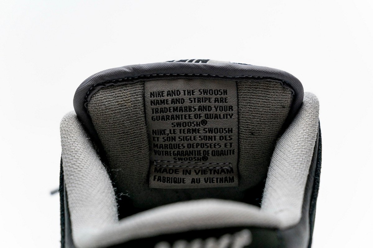 Nike SB Dunk Low Pro J-Pack Shadow - Image 13