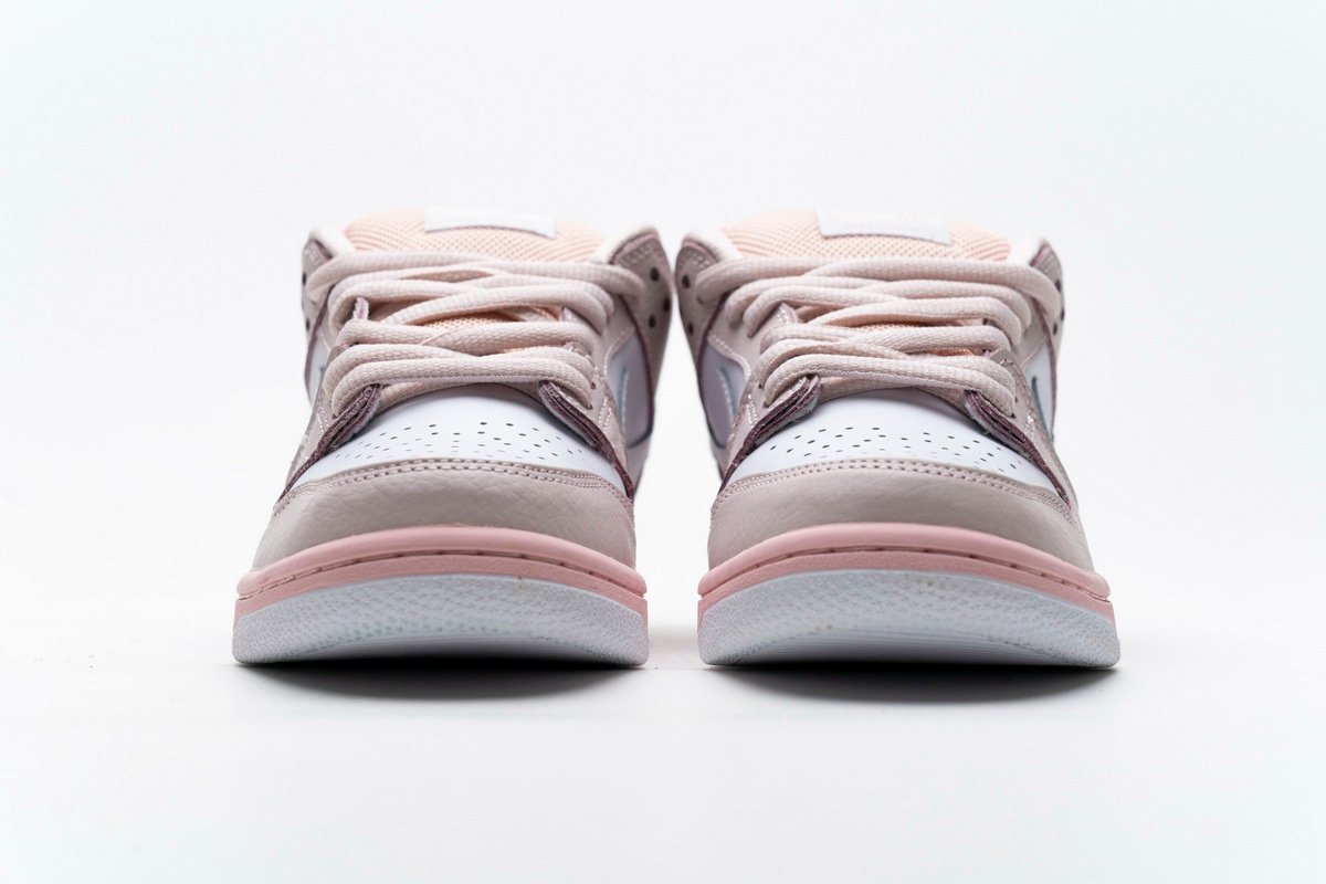 Nike SB Dunk Low PRO OG QS Pink Pigeon - Image 3