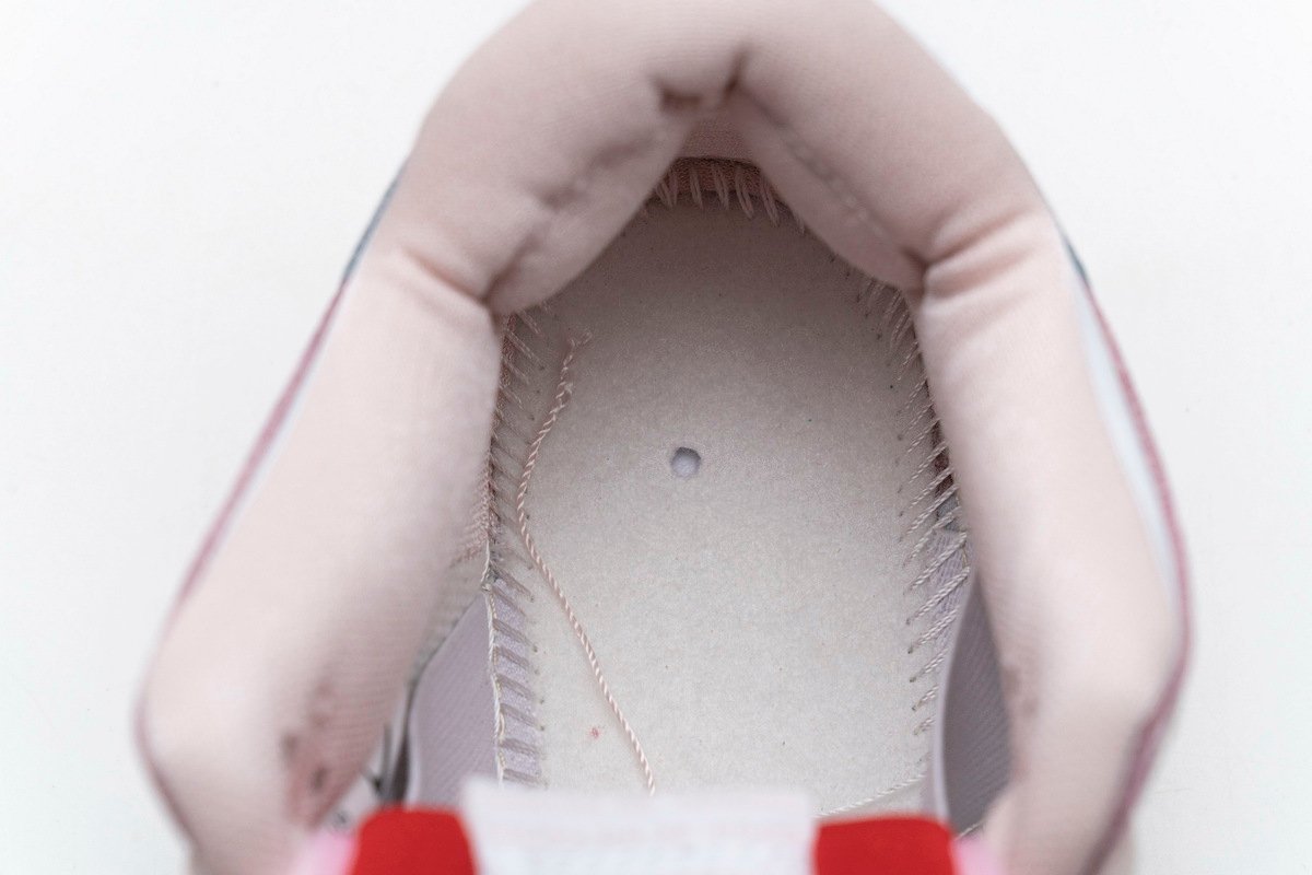 Nike SB Dunk Low PRO OG QS Pink Pigeon - Image 9