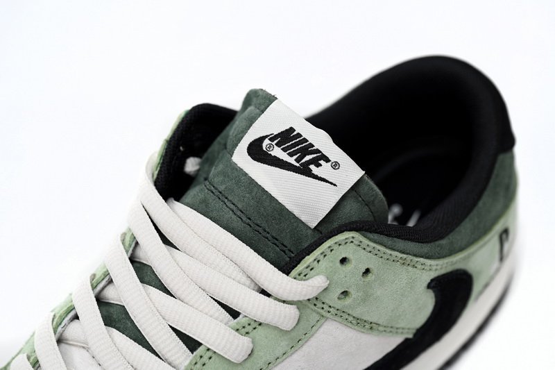 Travis Scott x PlayStation x Nike Dunk Low ?PS5? - Image 5