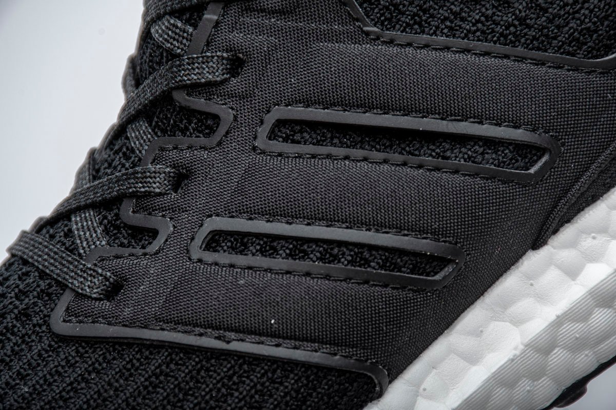 Ultra Boost 4.0 ?Black/White? - Image 10