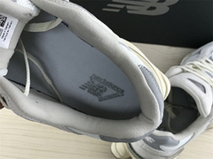 New Balance 9060 Sea Salt WhiteU9060ECA - Image 3